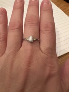 Bague Goutte Lait Maternel Pierres de Naissance photo review