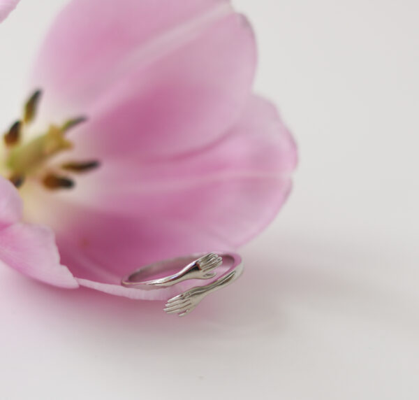Love and friendship Hug Ring - Image 6